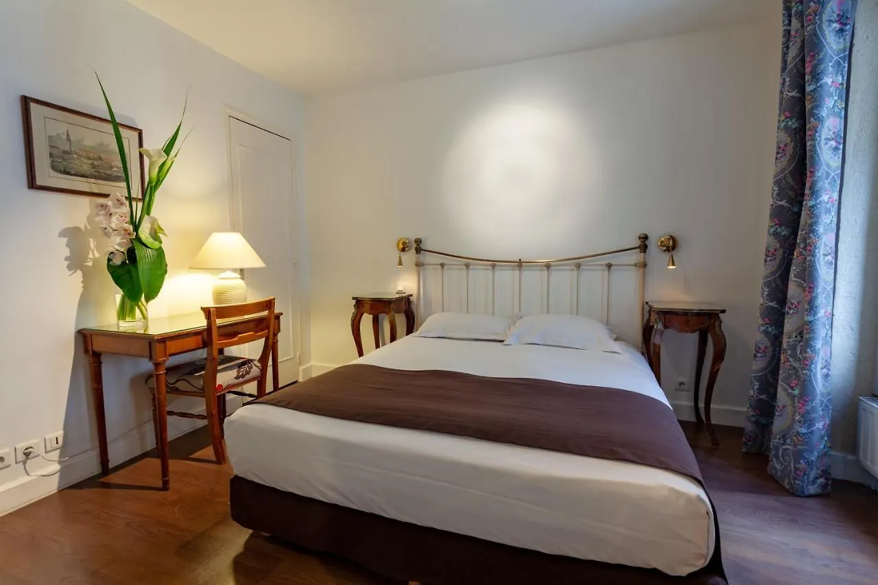 Atlantis Hotell