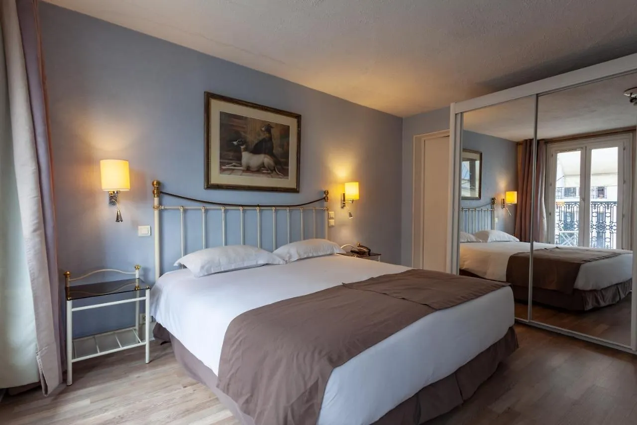 Atlantis Hotell 3*