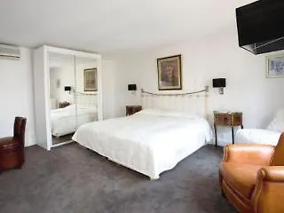 Atlantis Hotel